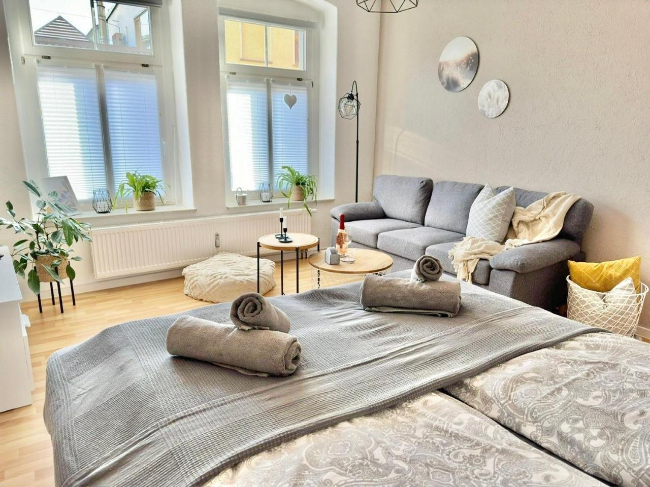 Appartement "Stadtgefluester" Im Zentrum, Inkl Stellplatz, 2 Betten, Babybett, Balkon, Gratis Kaffee Und Tee, Wlan Bautzen Esterno foto